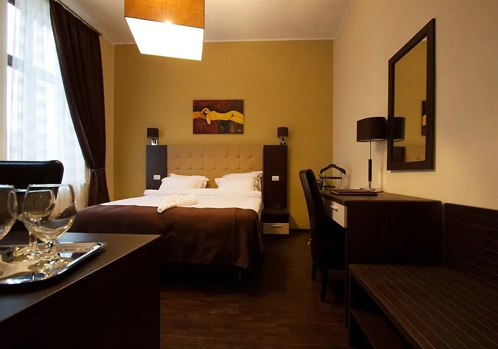 Reginetta Suites Bucharest Hotel