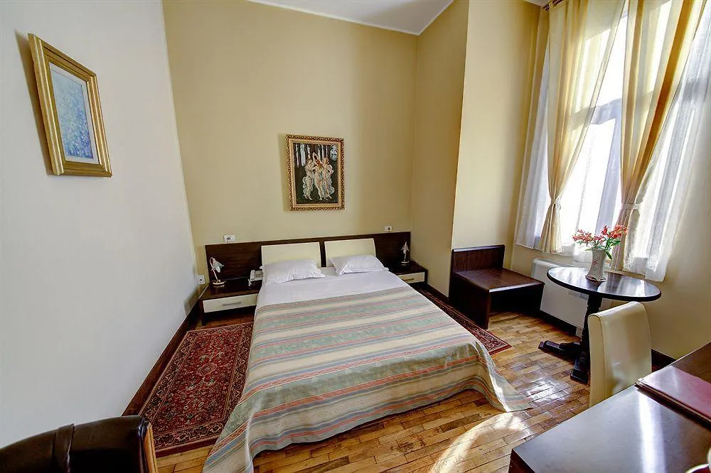 Reginetta Suites Bucharest