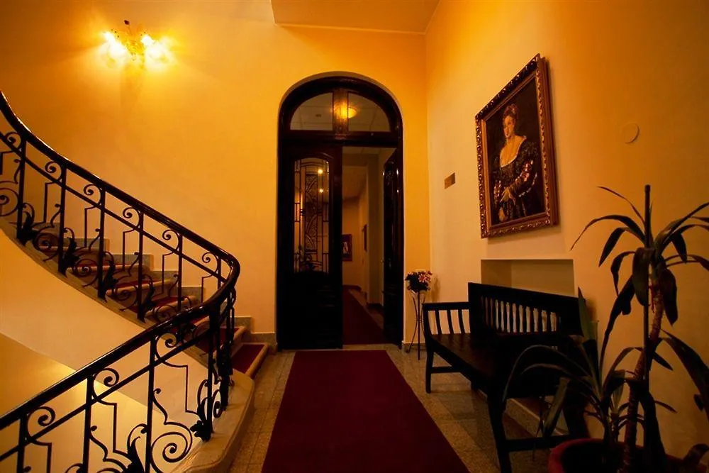 Reginetta Suites Bucharest Hotel