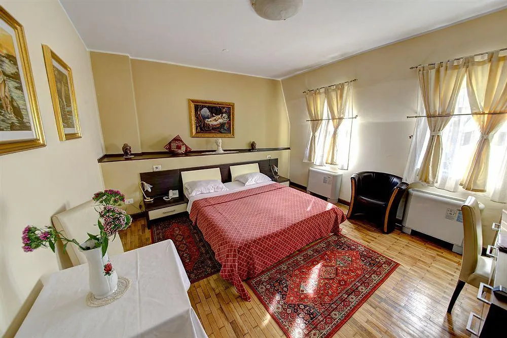 Reginetta Suites Bucharest