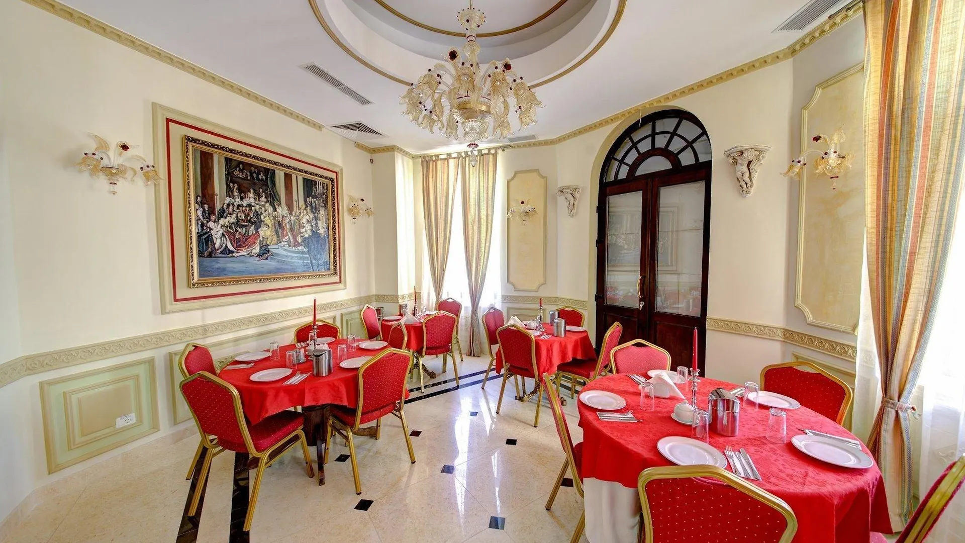 Reginetta Suites Bucharest Hotel