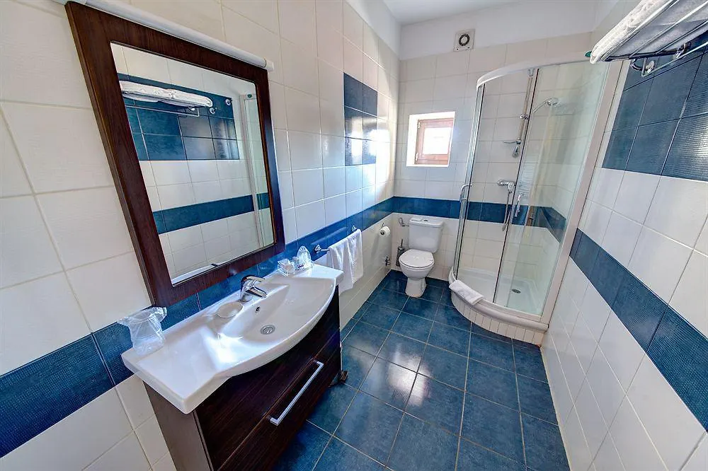 Reginetta Suites Bucharest Hotel